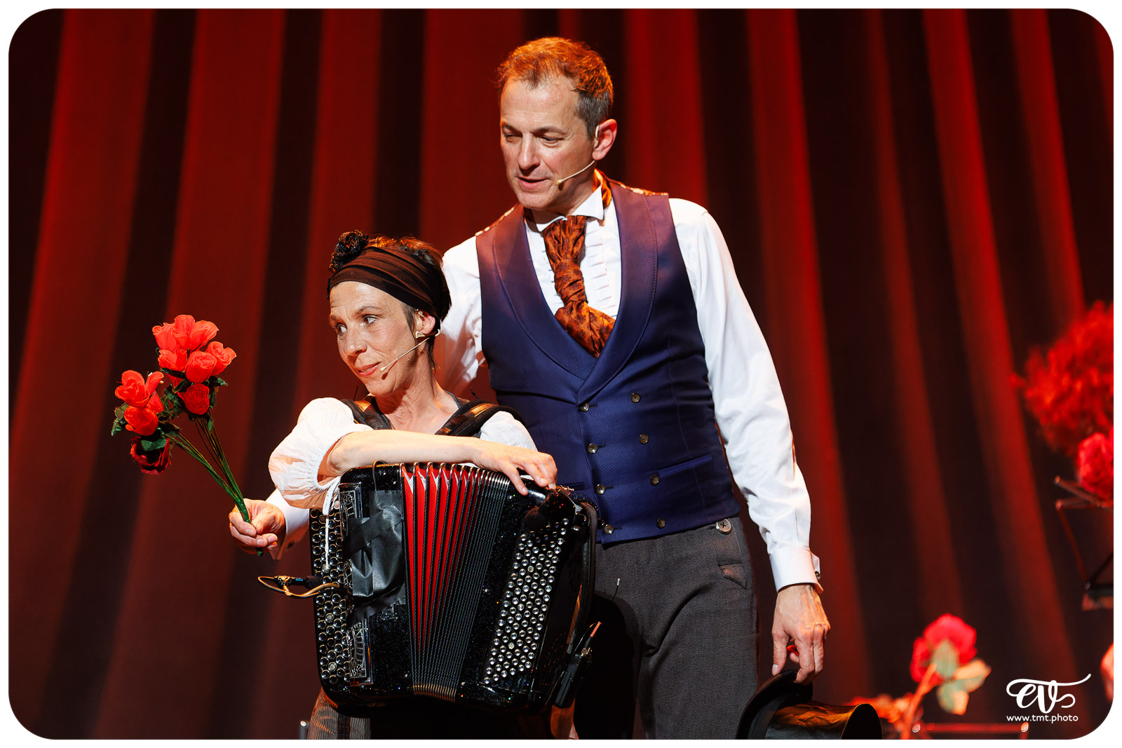 LA CLAQUE (FRED RADIX)